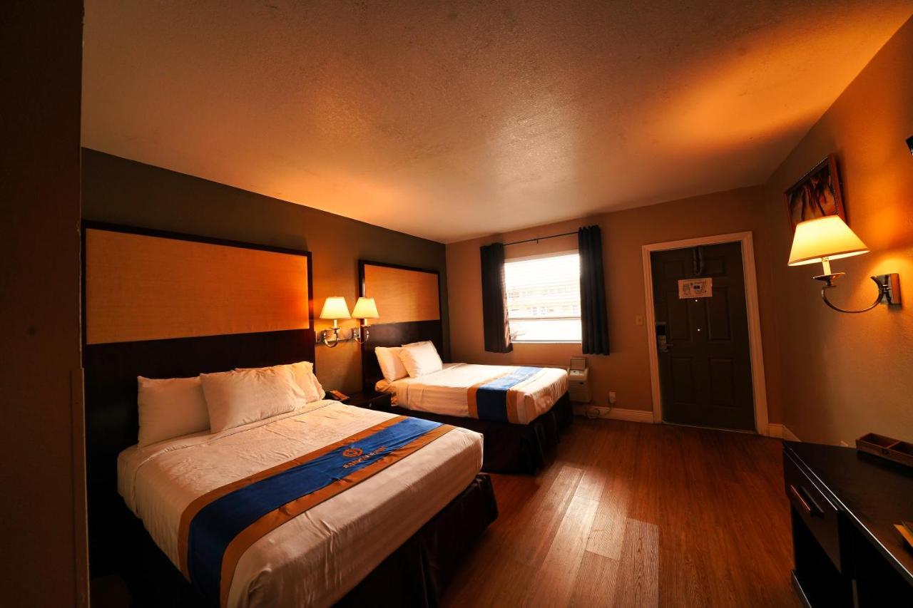 Sandals Inn Дейтона-Бич Экстерьер фото